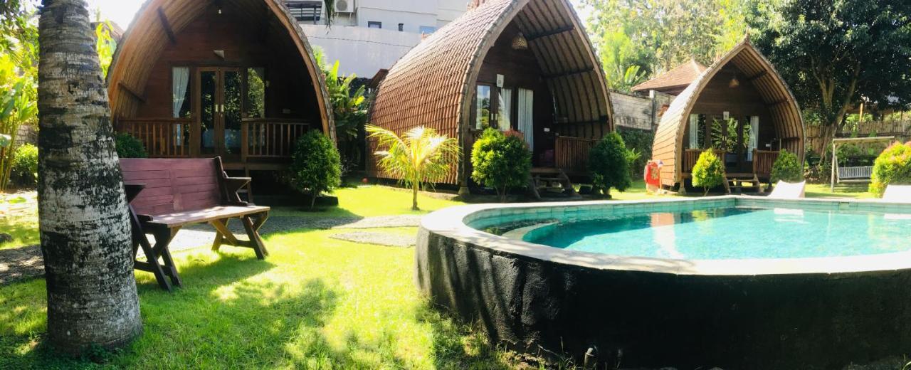 Pondok Sari Homestay Ungasan Exteriör bild