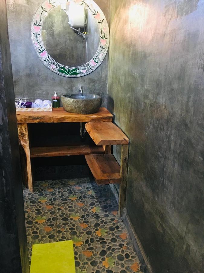Pondok Sari Homestay Ungasan Exteriör bild